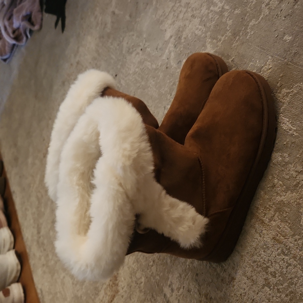 Women's boots